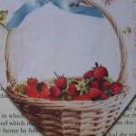 Wooden Heart With Strawberry Basket Design